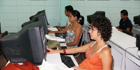 gente-en-computadora_1