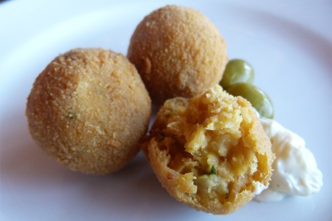 Bolinho de peixe de Brasil