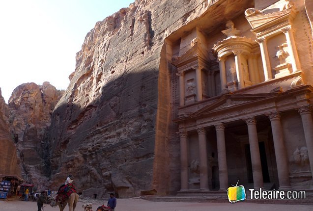 Fachada del Teroso de Petra