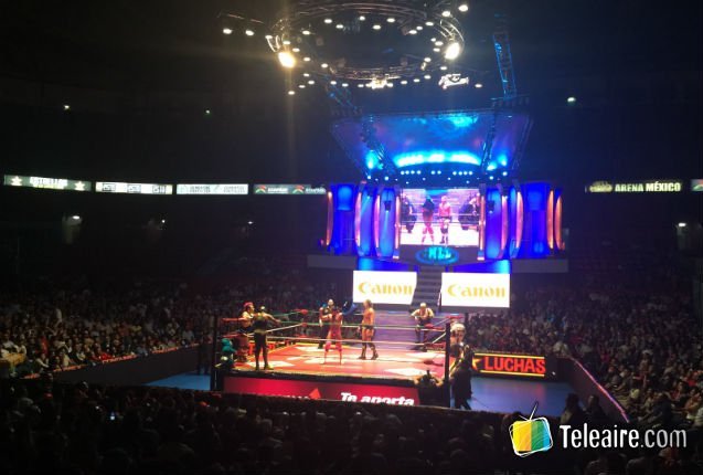Espectáculo de lucha libre en México DF