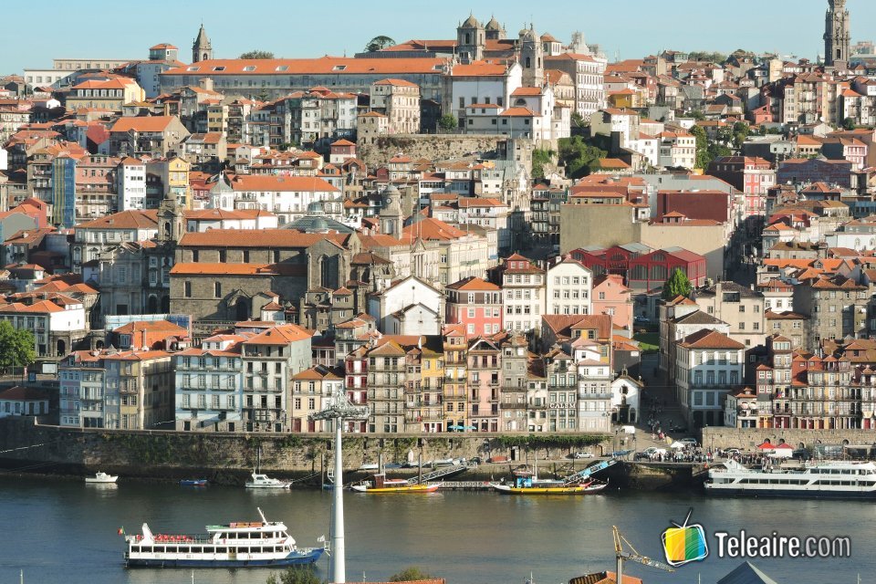 Vista del centro histórico de Oporto, declarado patrimonio mundial por la UNESCO