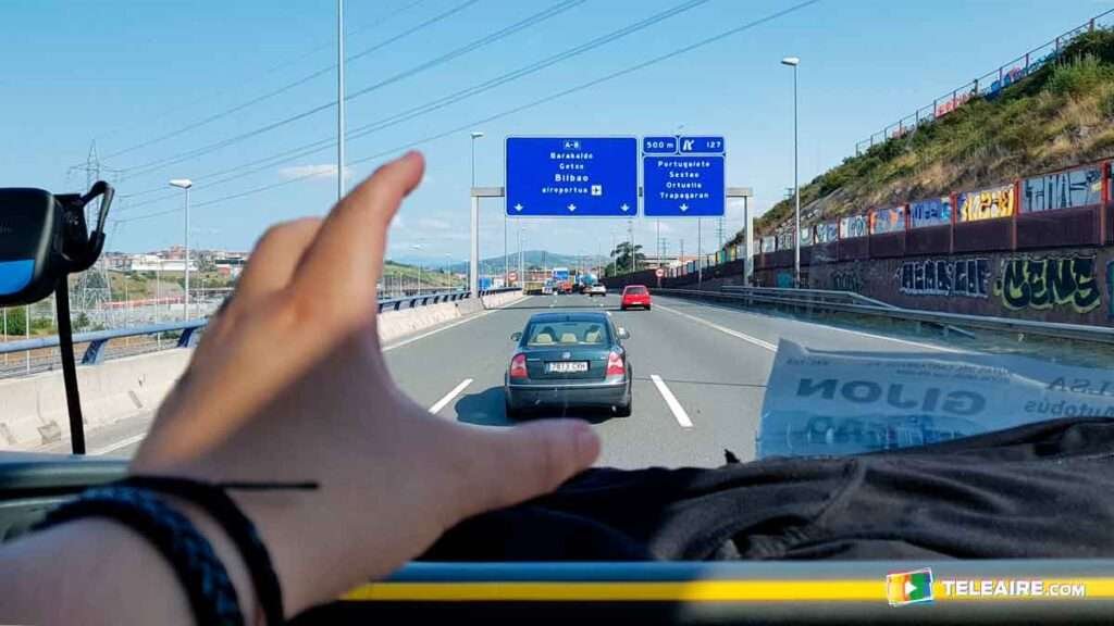 Disfrutando recorrer España en autobús Disfrutando recorrer España en autobús