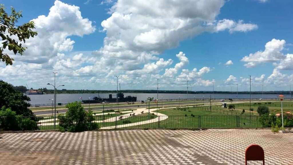 Costanera del río Paraguay en Asunción