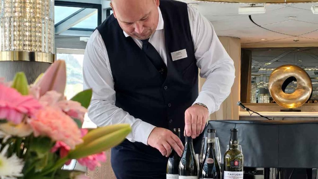 El maridaje de la alta gastronomía y el mejor vino es uno de los puntos fuertes del Riverside Ravel por El Ródano y La Provenza